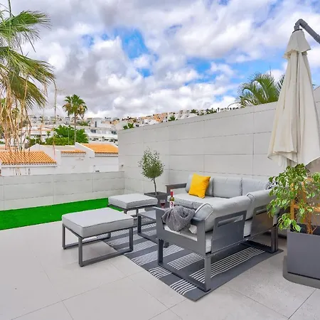 And Terrace With Mountains View *